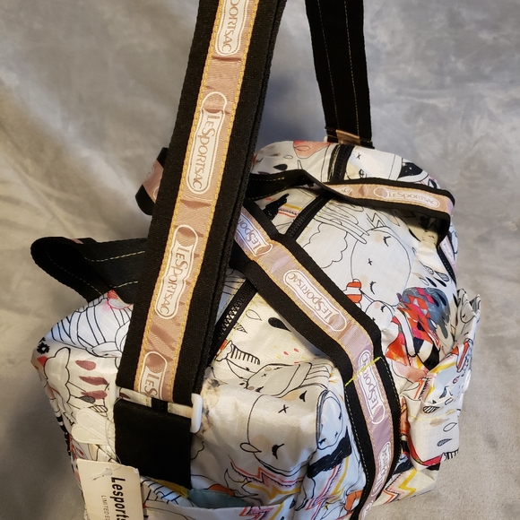 Lesportsac Handbags - Lesportsac  duffle bag
